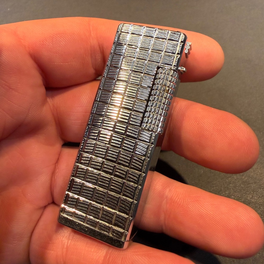 Vintage 70-80's Letron Butane Lighter Chrome Textured Flint Wheel Sparks Repair